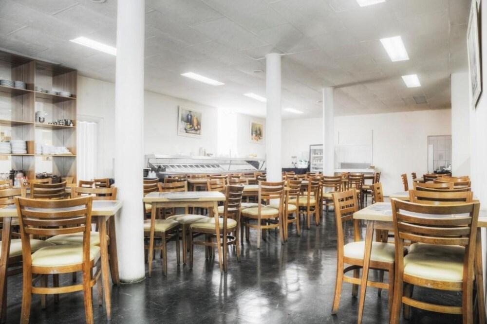 Hotel Dan Inn Pocos De Caldas - A Melhor Localizacao Do Centro By Nacional Inn Екстериор снимка