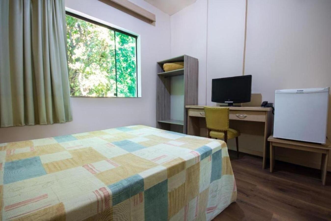 Hotel Dan Inn Pocos De Caldas - A Melhor Localizacao Do Centro By Nacional Inn Екстериор снимка