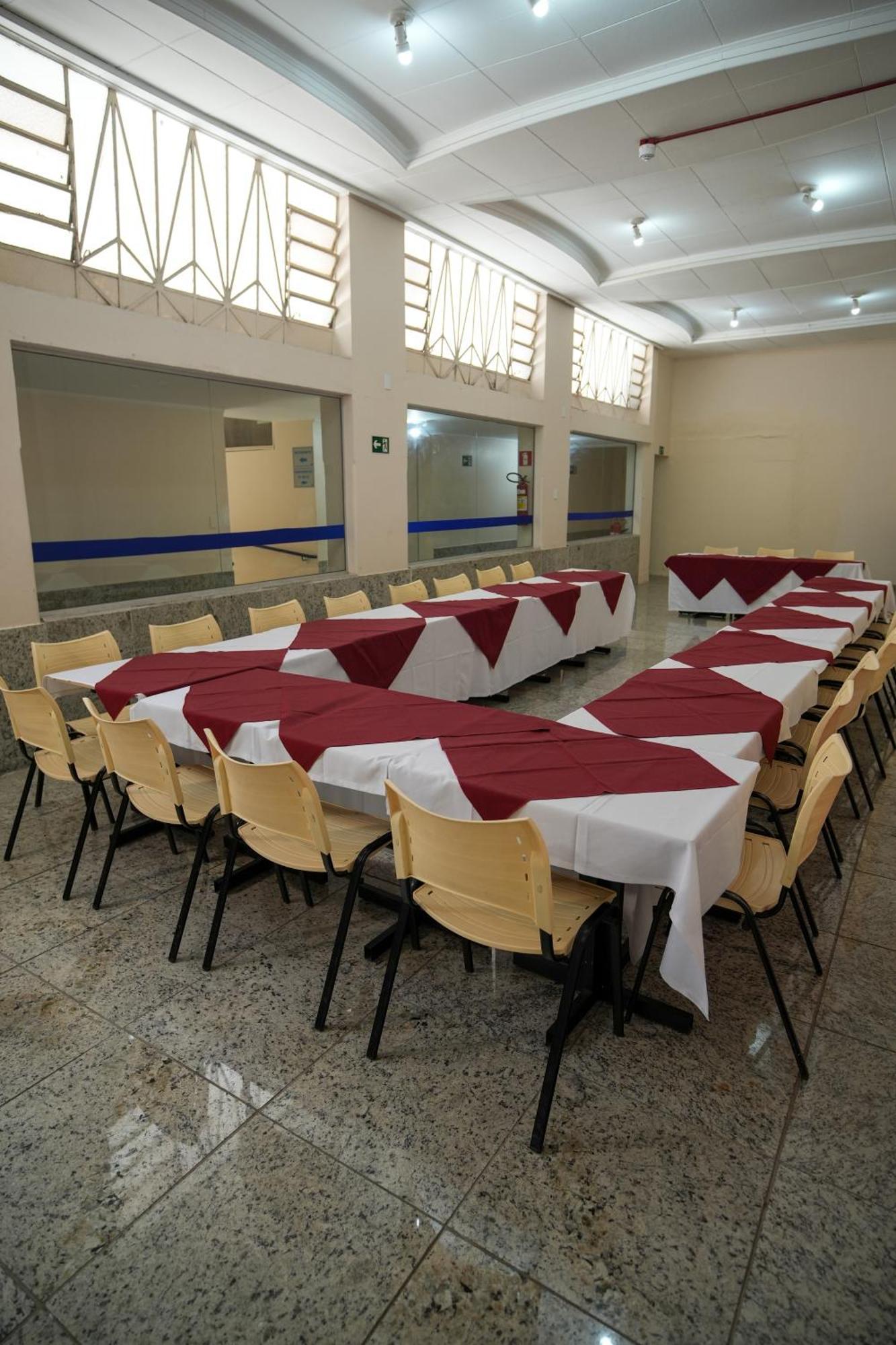 Hotel Dan Inn Pocos De Caldas - A Melhor Localizacao Do Centro By Nacional Inn Екстериор снимка